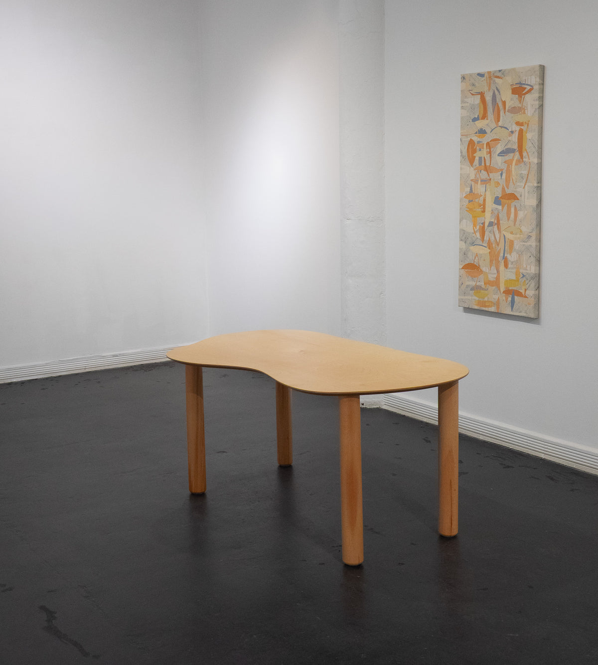 widebody dining table