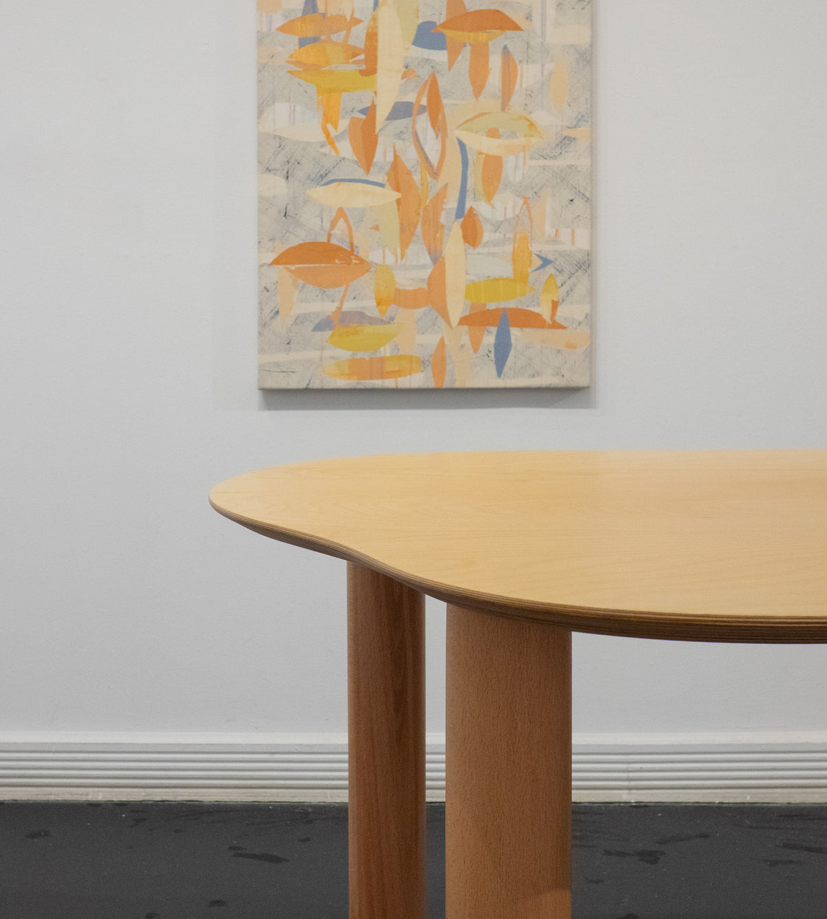 widebody dining table